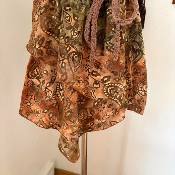 Beaded Brown Asymmetrical Tank Top - Picture 4 of 6